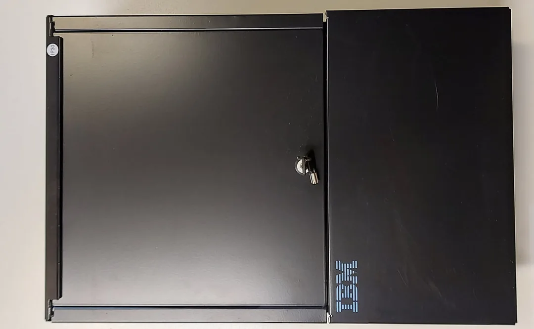 Ketunpojan voimanokkonen -pusseja